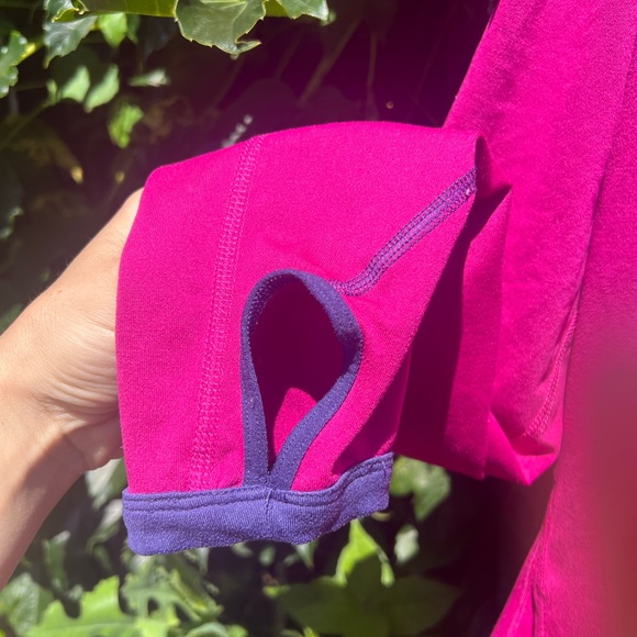 🚨SOLD🚨Dark pink Nike long sleeve - Picture 4 of 6